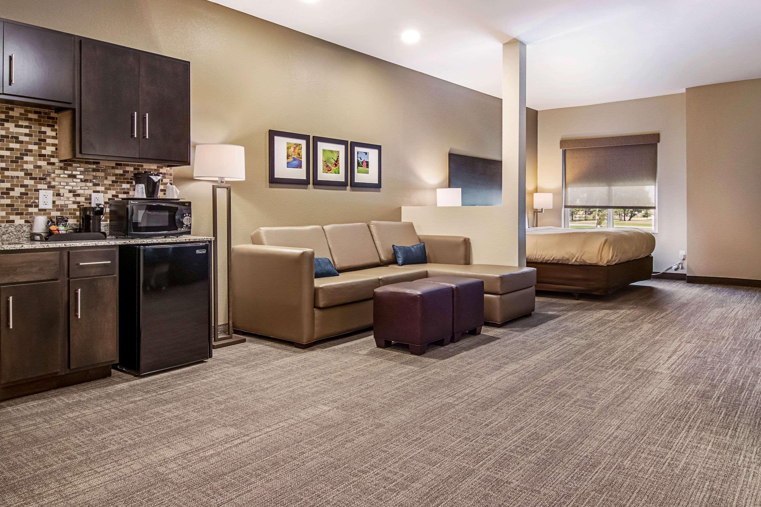 Comfort Suites Wooster Near University Campus Ngoại thất bức ảnh