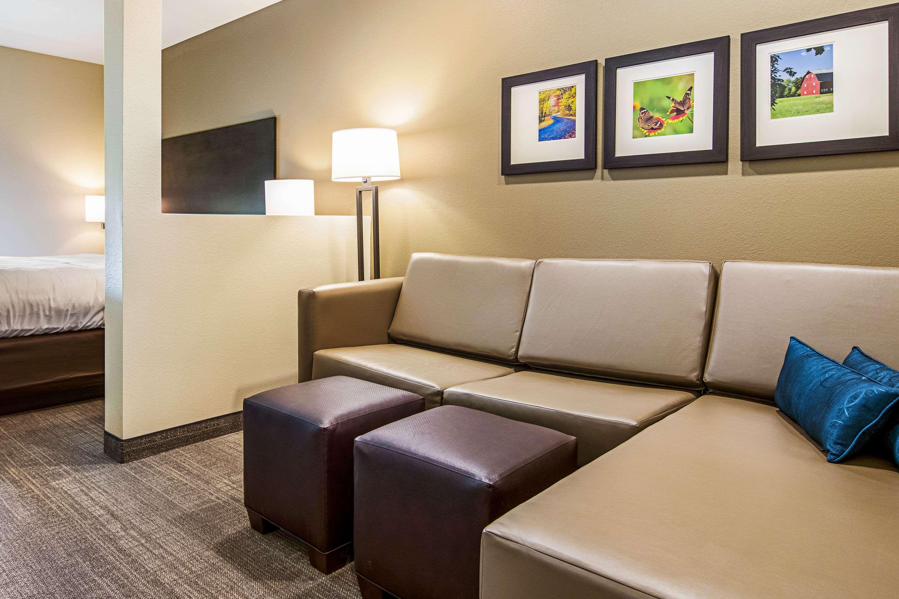 Comfort Suites Wooster Near University Campus Ngoại thất bức ảnh