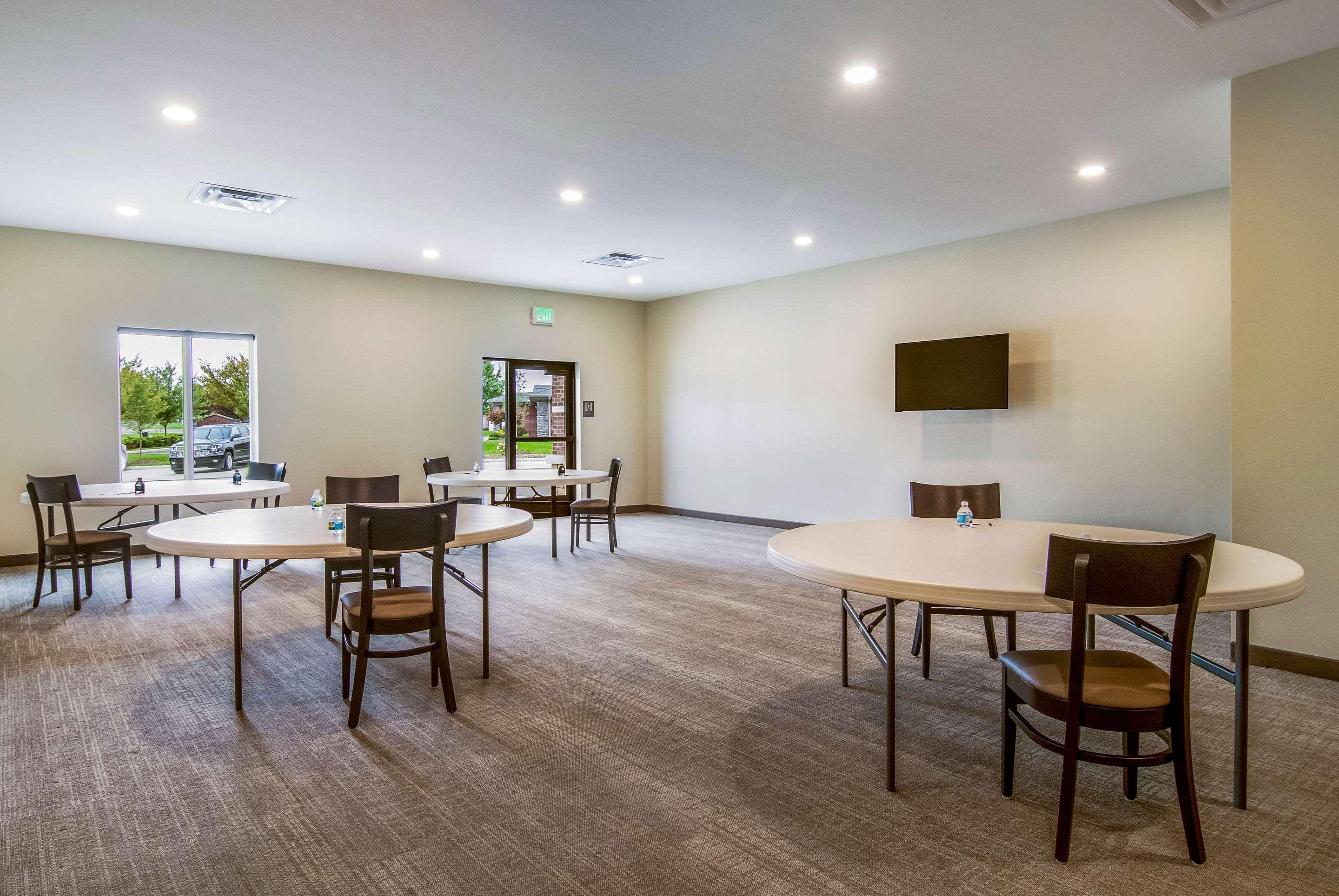 Comfort Suites Wooster Near University Campus Ngoại thất bức ảnh