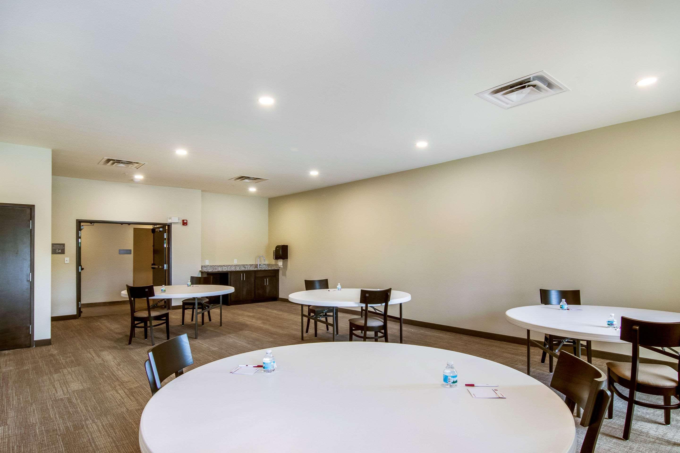 Comfort Suites Wooster Near University Campus Ngoại thất bức ảnh