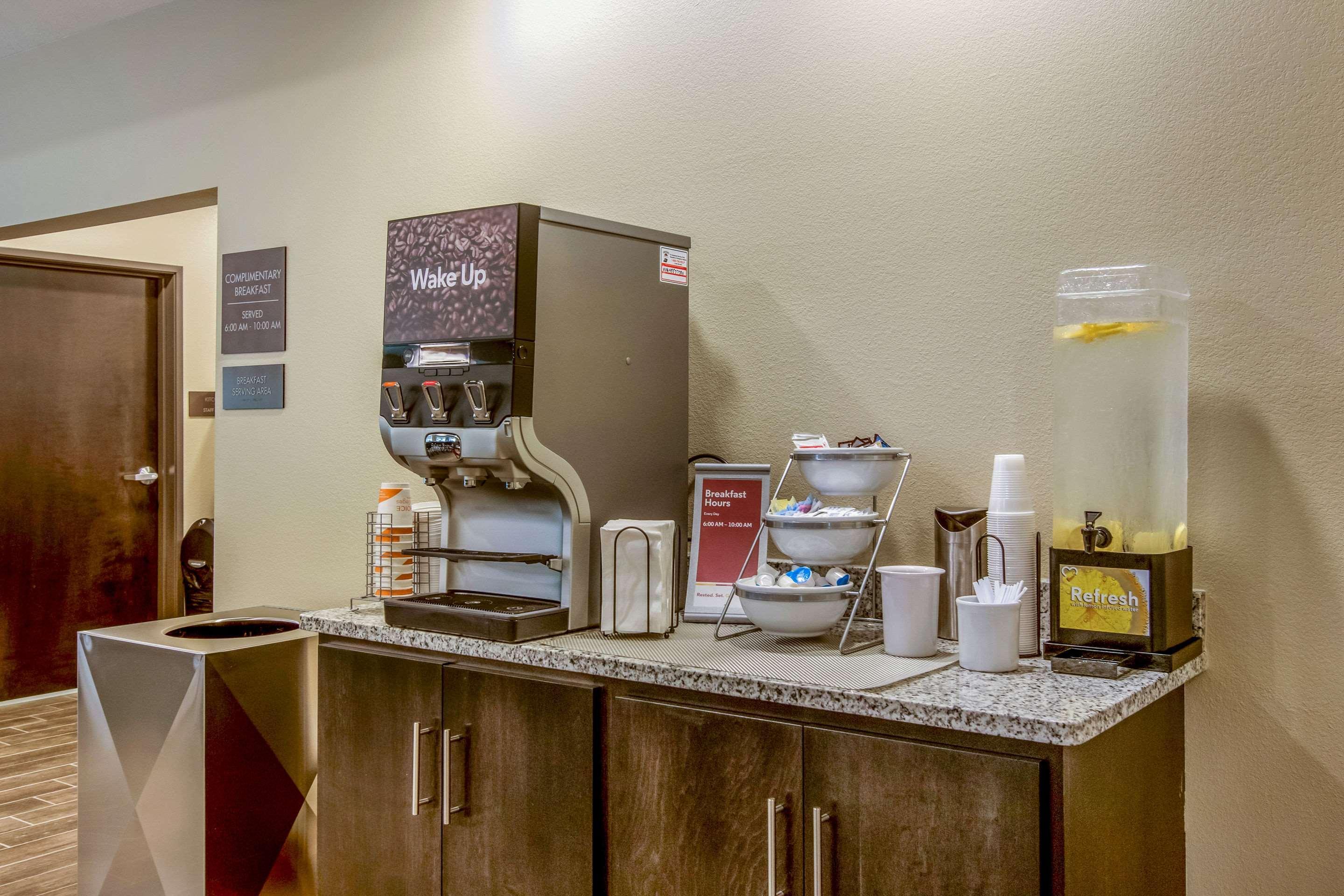 Comfort Suites Wooster Near University Campus Ngoại thất bức ảnh